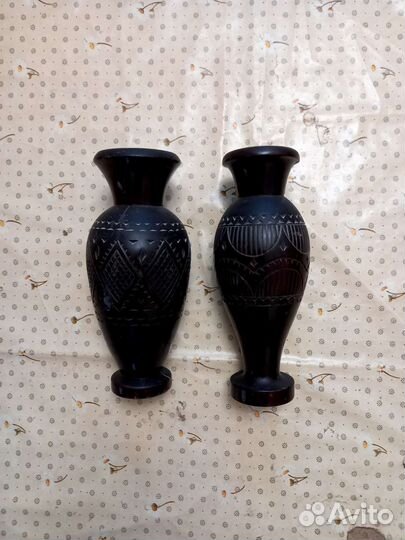 Ваза старинная дерево