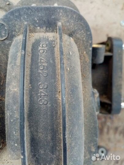 Коллектор впускной Chevrolet Lacetti