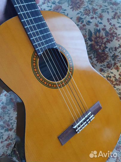 Гитара yamaha CS40