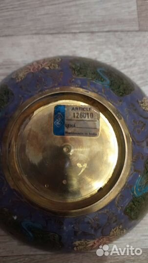 Ваза с павлином. Индия