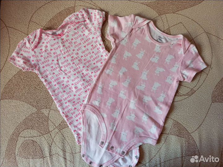 Одежда для девочки пакетом carter's 12-18 m