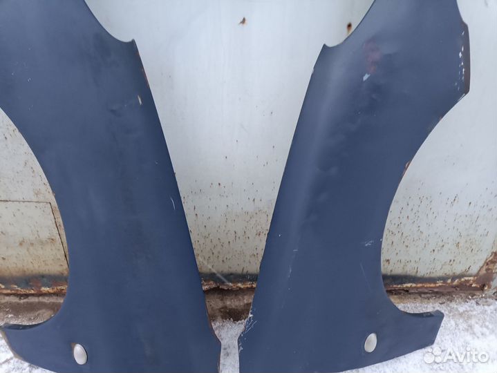 Крыло переднее левое правое Peugeot 206