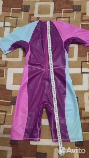 Купальник (гидрокостюм) на девочку