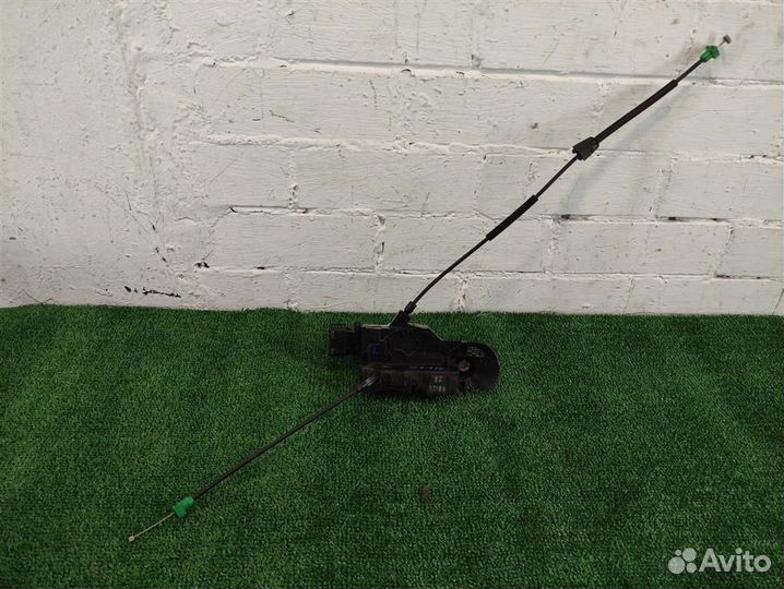 Замок двери передней левой Citroen C3 Picasso 2009