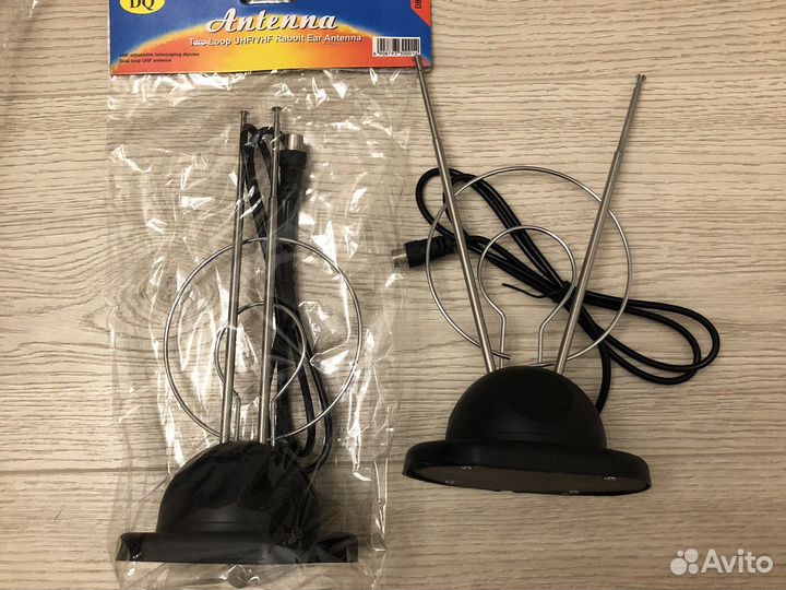Комнатная антенна новая для телевизора