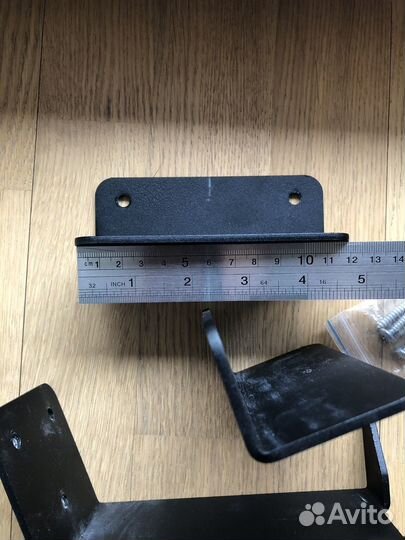 Настенный держатель для велосипеда за педаль