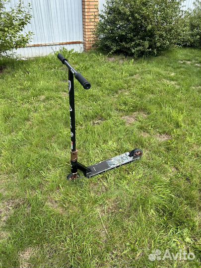 Трюковой самокат