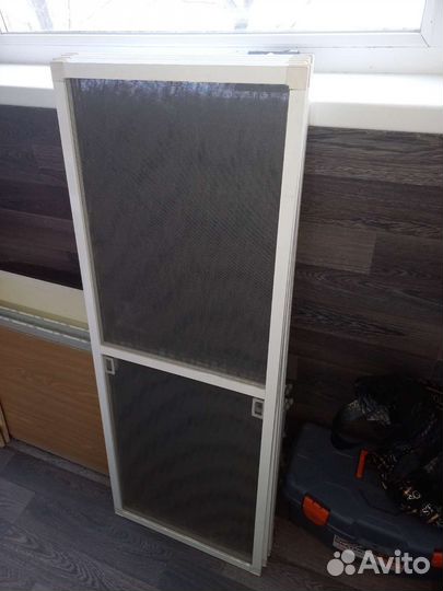 Москитные сетки на окна новые