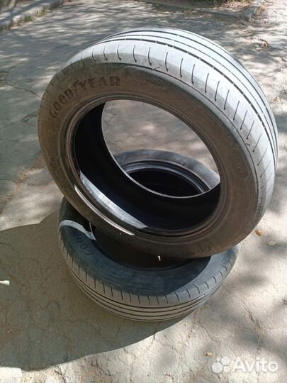 Goodyear Aquatred 225/55 R17