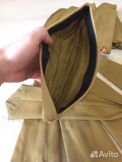 Пилотка и галстук