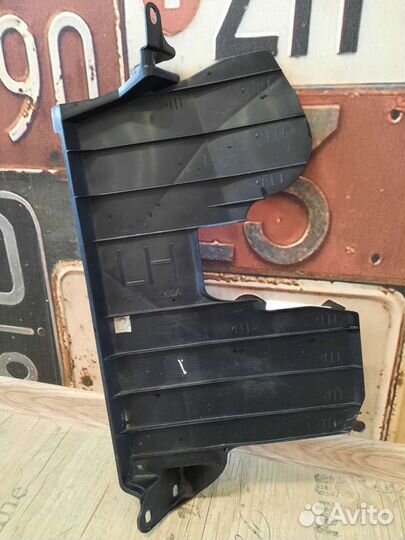 Дефлектор радиатора на Nissan Qashai J10