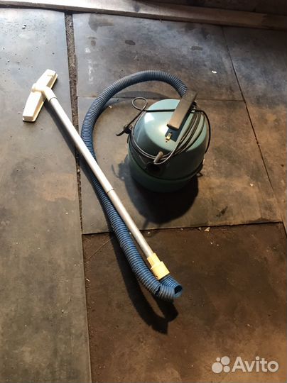 Пылесос Вихрь СССР 8а