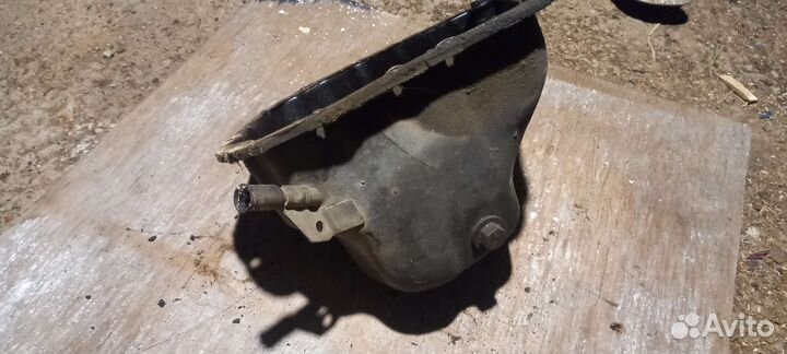 Поддон двигателя