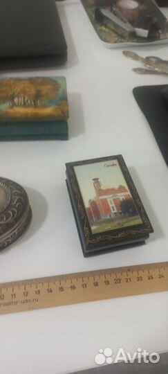 Шкатулки разные ростовская финифть и другие