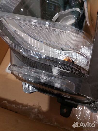 Фара LED Hyundai Santa Fe 4