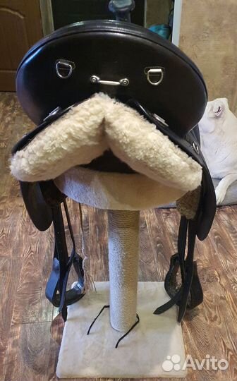 Седло для лошади универсальное