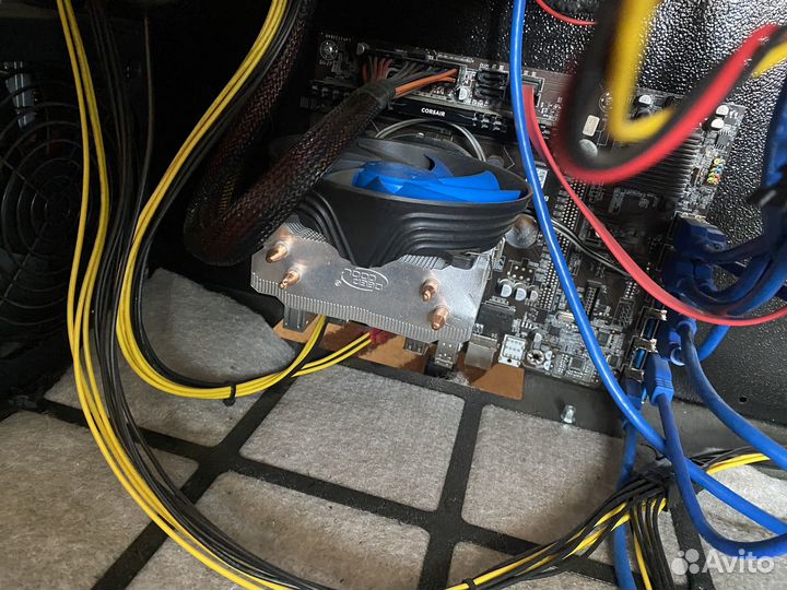 Корпус майнинг фермы на 8 карт