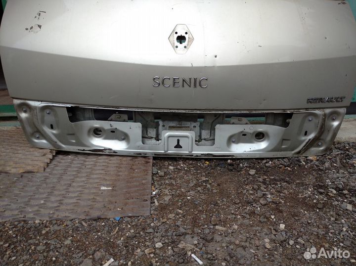 Крышка багажника Renault Scenic 2 2006-2010