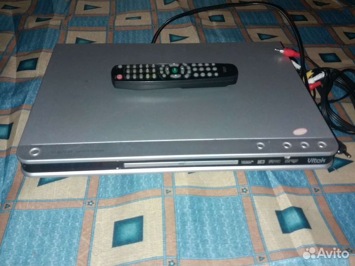 DVD плеер Vitek VT-4072SR