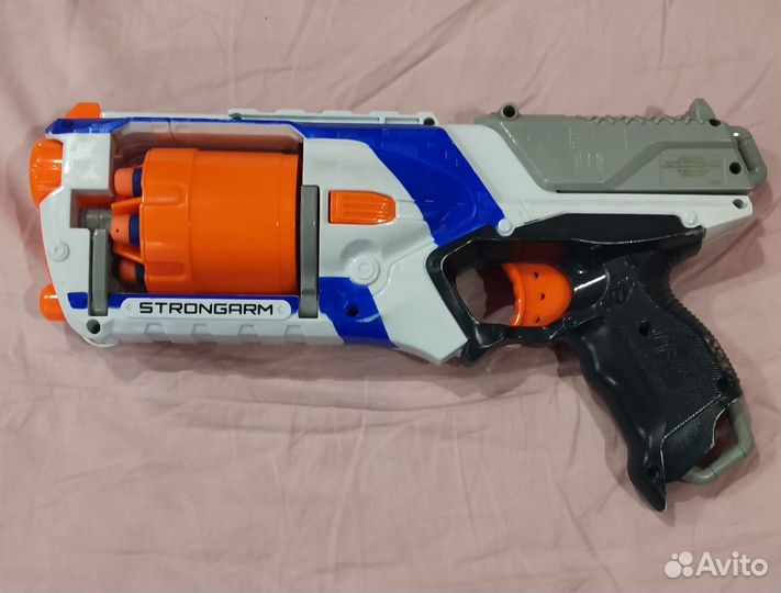 Nerf strongarm