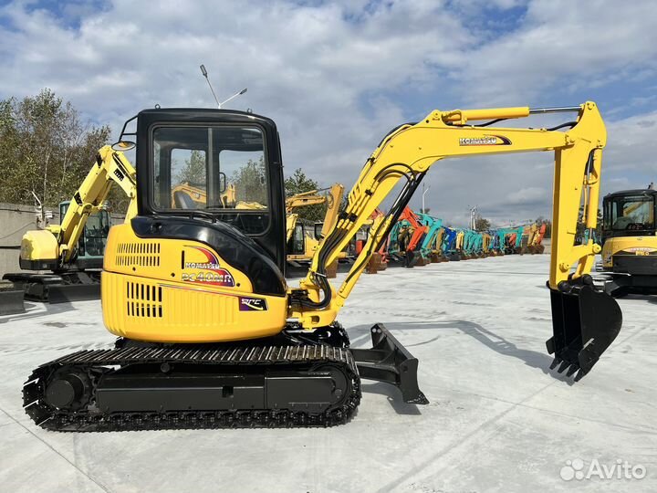 Мини-экскаватор Komatsu PC40, 2015