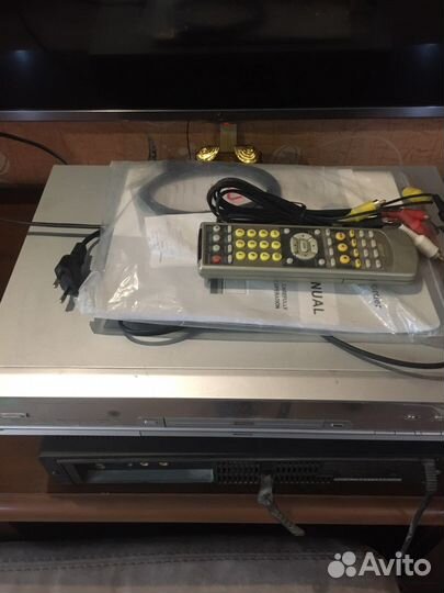 DVD плеер BBK hitachi