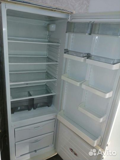Холодильник бу в хорошем состоянии
