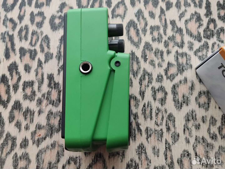 Гитарная педаль behringer TO800