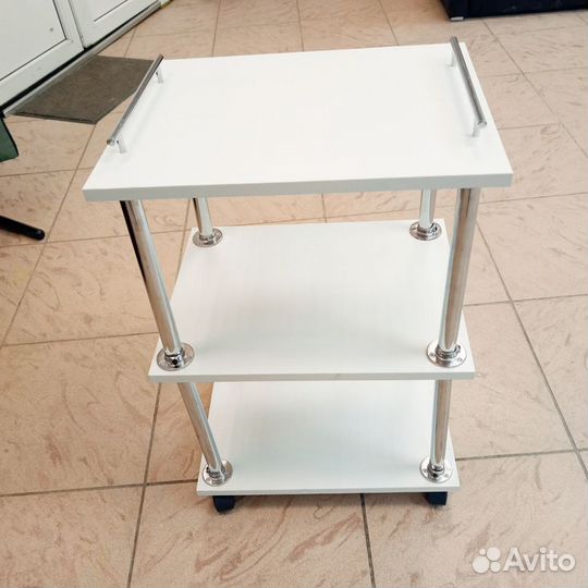 Этажерка на колесиках белая