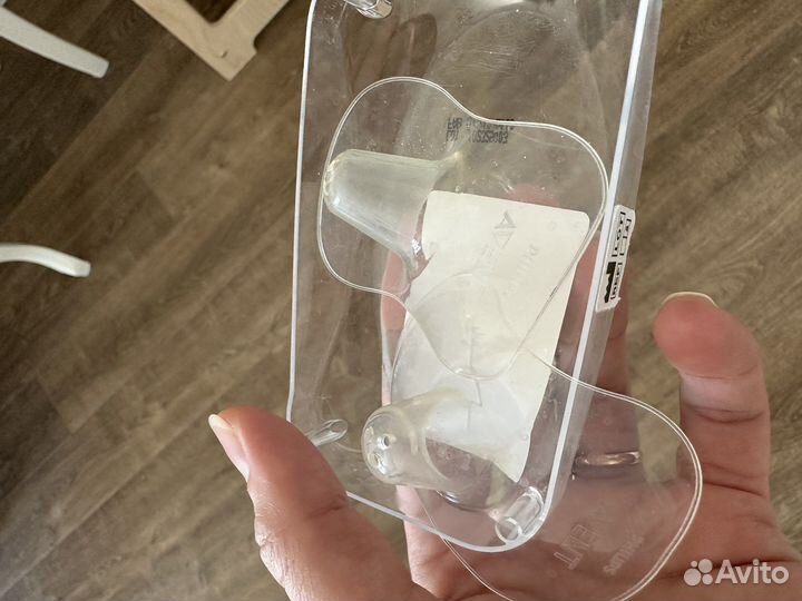 Накладки на грудь avent