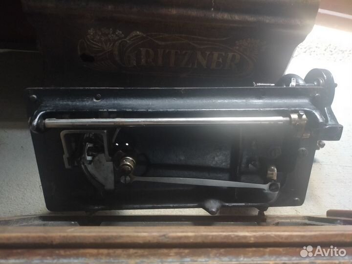 Gritzner+Zinger (Германия) - за 2 маш (шьёт кожу)