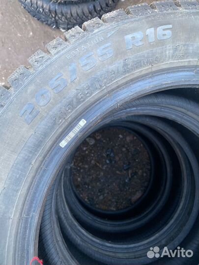 Pirelli Formula Ice 205/55 R16