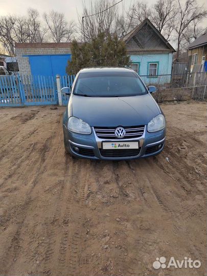 Volkswagen Jetta 1.6 AT, 2009, 300 000 км