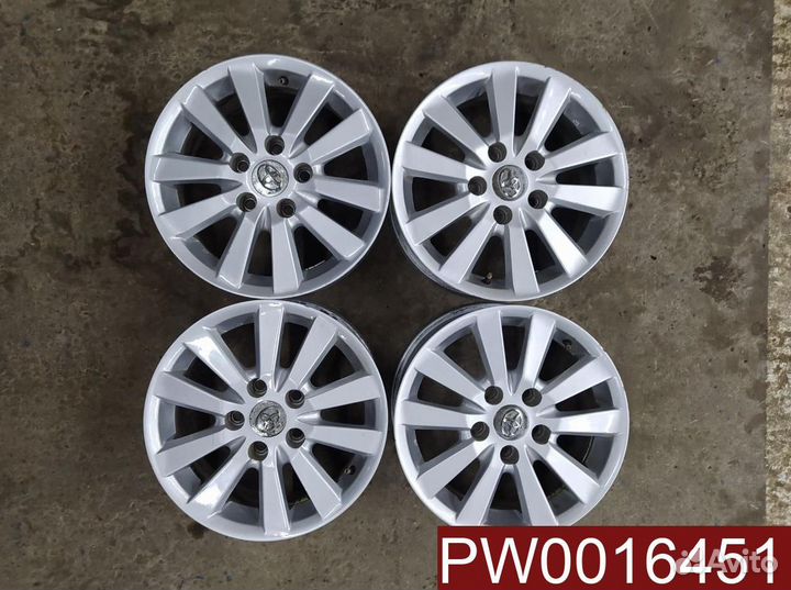 Диски R15 Toyota Camry Б/у Литые