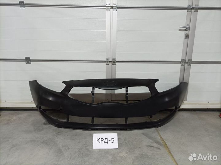Передний бампер Kia Ceed