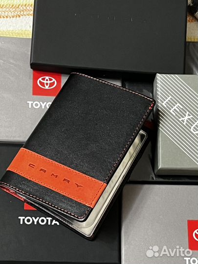 Обложка для автодок-в, паспорта, брелок Toyota