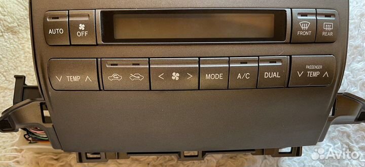 Блок управления климатом toyota lexus 88650-60773