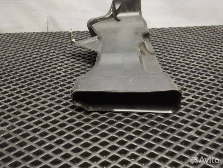 Воздуховод Volvo FH4 84031358