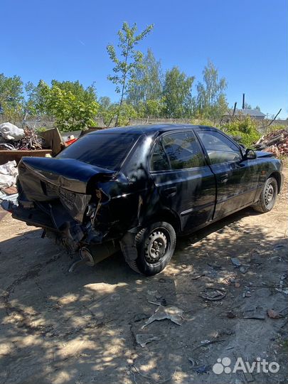 Hyundai Accent (Разбор на Запчасти)