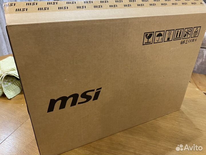 Ноутбук msi gf65 Thin 10ue 085