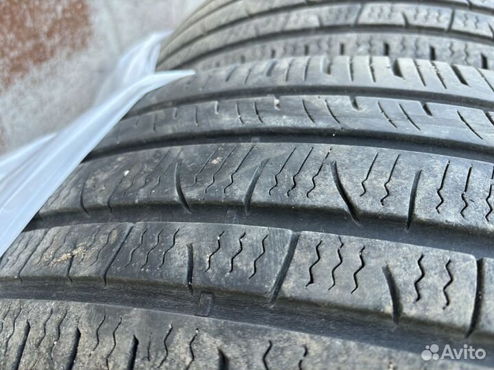 Pirelli P8FS 235/55 R19 105