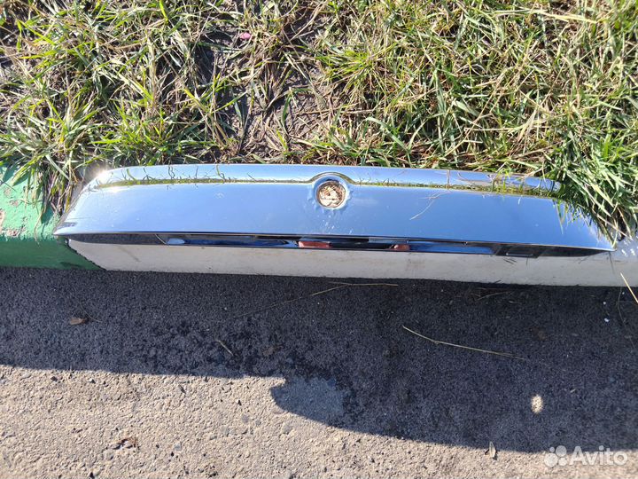 Молдинг двери багажника Nissan Terrano