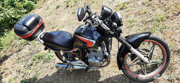 Сузуки EN 125