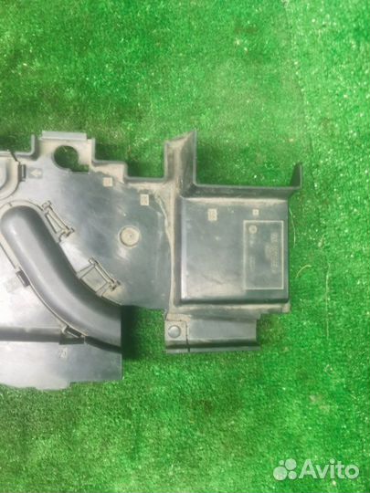 Крышка блока предохранителей Volkswagen Touareg I