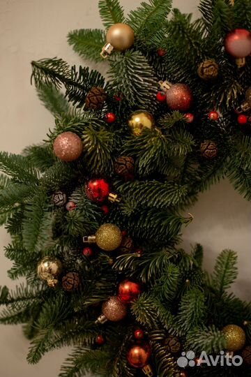 Новогодний венок ручной работы