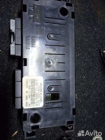 Блок климат контроля ford Mustang 5