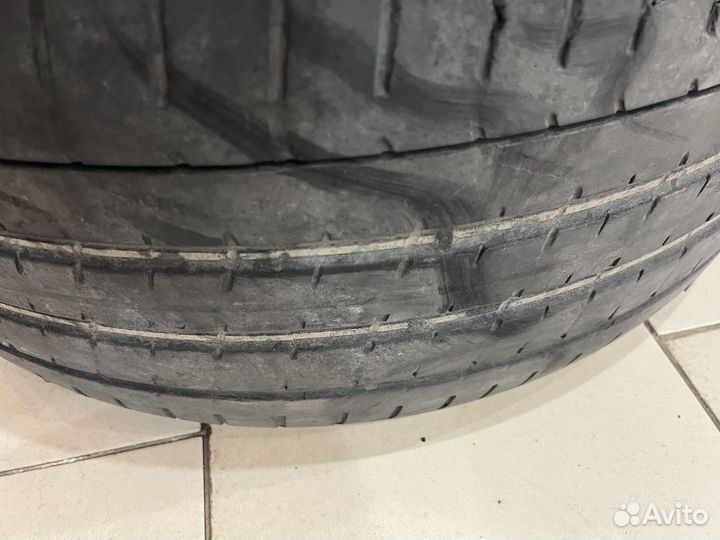 Pirelli P Zero 285/40 R21 и 315/40 R21 111Y