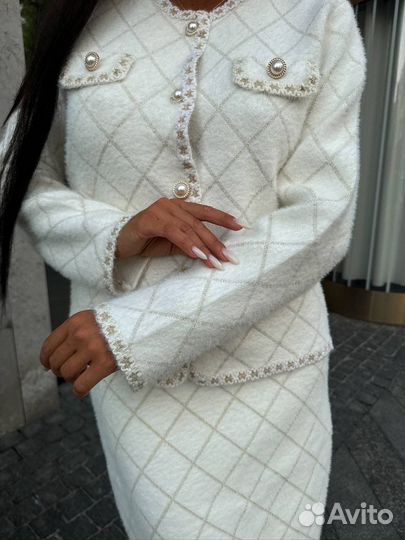 Костюм женский с юбкой альпака