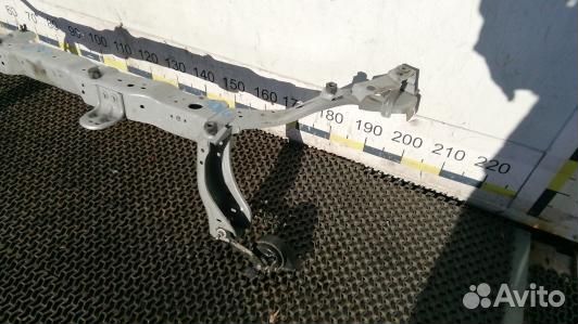 Передняя панель крепления облицовки (телевизор) op