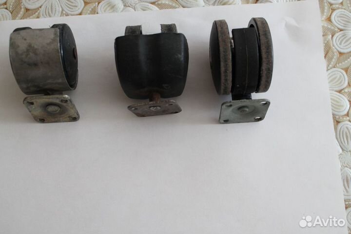 Ножки на колесиках, для мебели